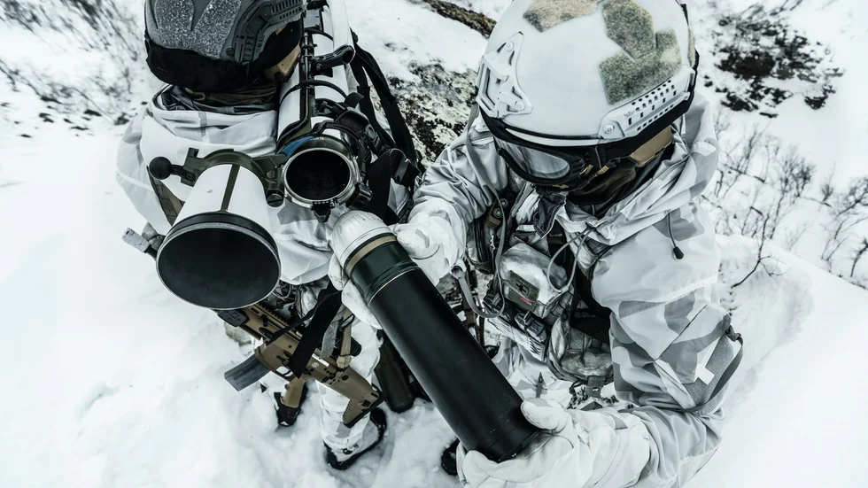 Saab ska leverera granatgeväret Carl-Gustaf till en hemlig kund. 