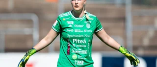 Imponerande krigarinsats av PIF mot mästarna - målvakten Nichole Persson i hjälteroll igen