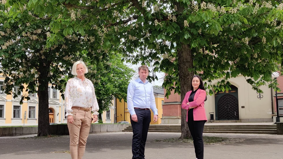 Eva-Britt Sjöberg, Olle Vikmång och Maria Sayeler presenterade Kvartettens förslag till budget.