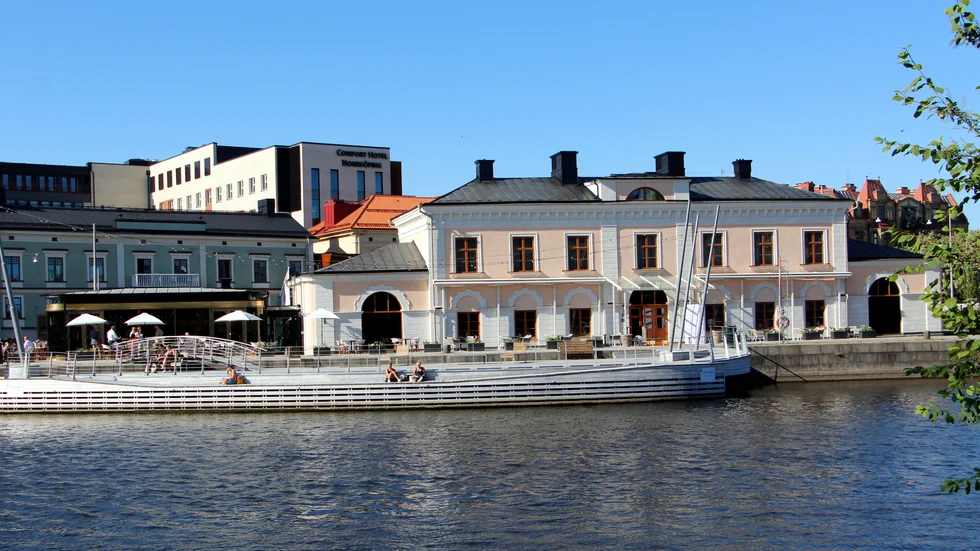 "Omsorg om ursprung och detaljer, gediget hantverk och mod att skapa nya möjligheter har tydligt präglat arbetet bakom det vinnande bidraget”, löd juryns motivering till vinsten.