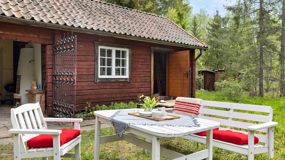 Fritidshuset i Öregrund lockade många besökare på Hemnet under förra veckan.