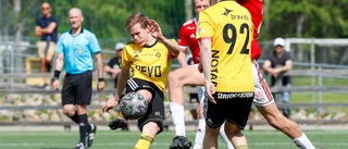 Kvalhjälten lämnar Notviken efter derbyavgörandet