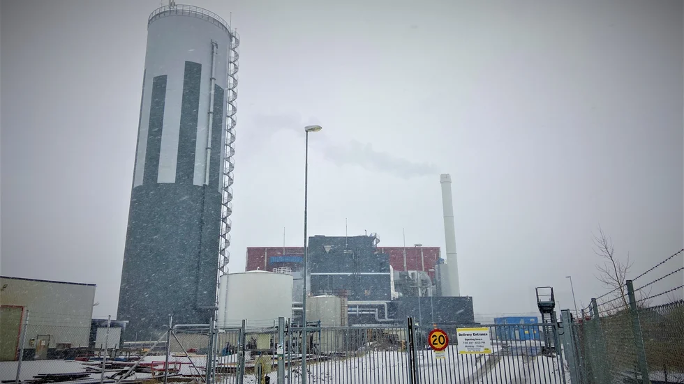 Till sommaren hoppas Strängnäs kommun att ha en färdig köpare till fjärrvärmerörelsen.