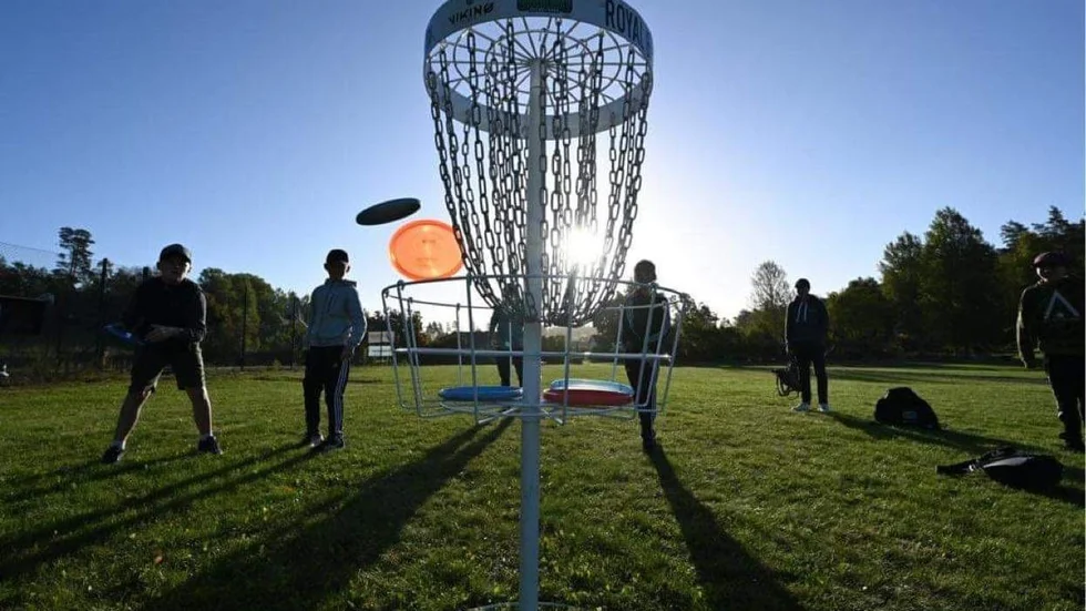 Björsäters SK är en av föreningarna som får ta del av det nya utvecklingsstödet till kommunens strategiska orter. Föreningen vill anlägga en discgolfbana vid Sätervallen.  