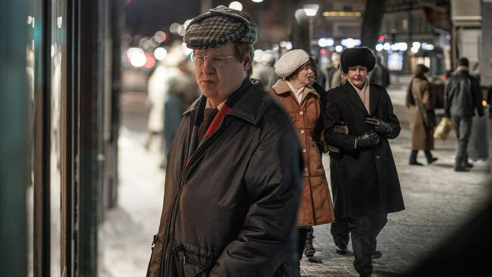Robert Gustafsson spelar Stig Engström, även känd som Skandiamannen, i "Den osannolika mördaren". Pressbild.