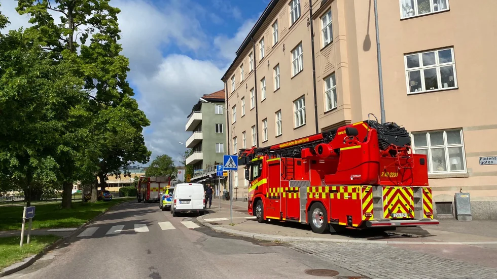Räddningstjänsten och polis ryckte ut till Vasavägen. 