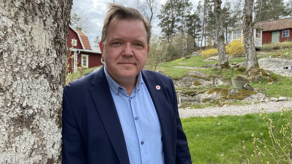 Trosas oppositionsråd Magnus Johansson (S) tycker att kommunen borde bli bättre på att driva igenom sina beslutade investeringsprojekt.