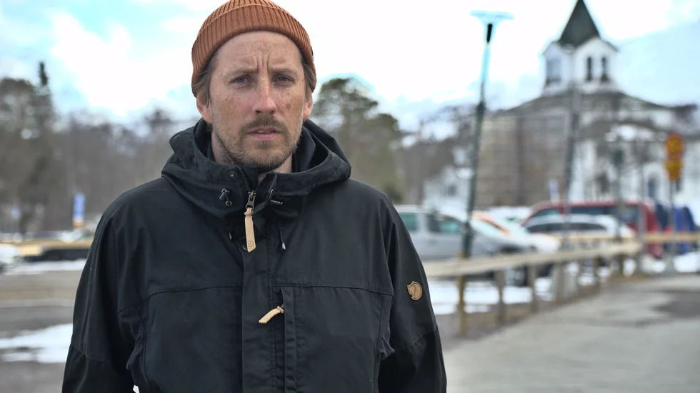 Henrik Ölvebo (MP) svarar att man från kommunens sida sagt att man kan vara behjälplig med att hitta mark.