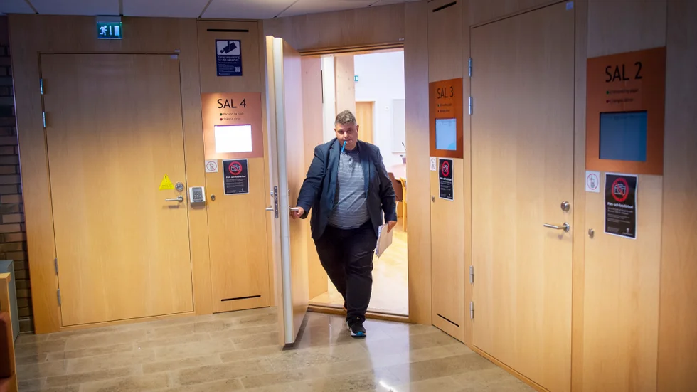 
"Hundarna hittar ju det mesta", säger åklagaren Fredrik Beijar.