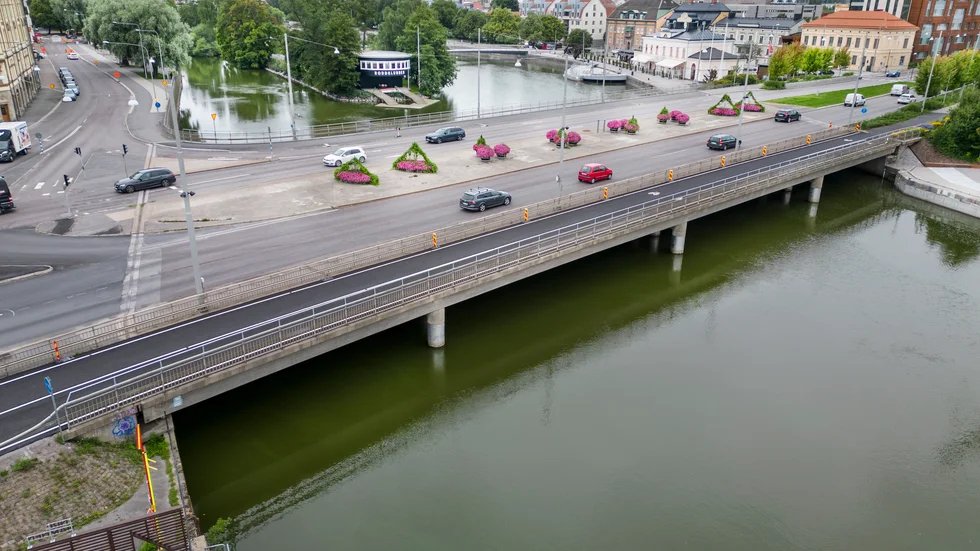Framkomligheten på Hamnbron kommer att vara begränsad under några veckors tid.