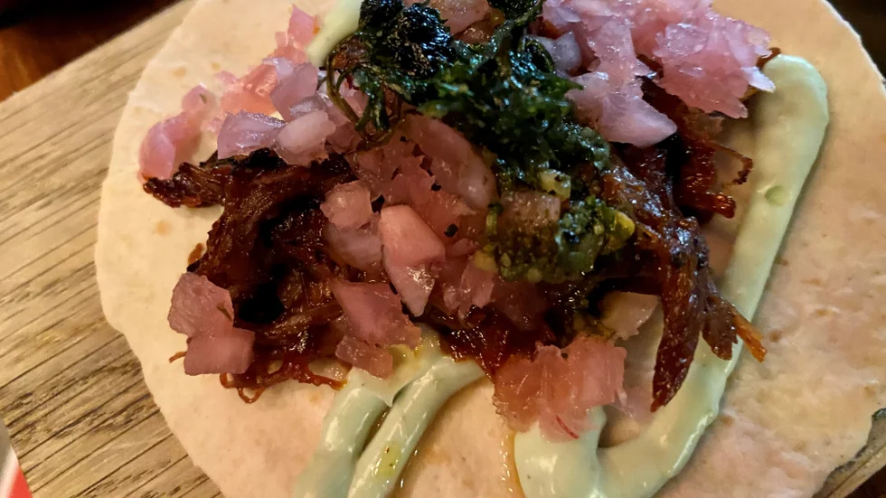 Beef taco (49 kronor).