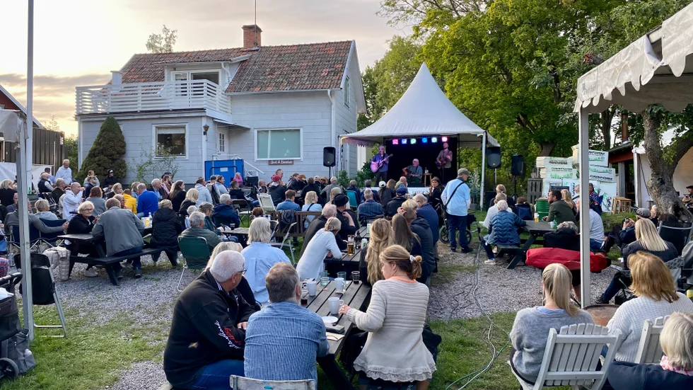 Förra sommaren gästade Plura "Rock in the Garden". Nu är årets artister klara för trädgårdsspelningar.