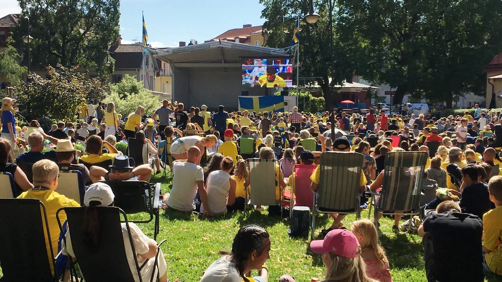 Sommaren 2018 spelade Sveriges herrar VM-kvartsfinal mot England. En match som kunde följas på skärm i Ugglans park. Nu på tisdag visas Sverige–Spanien på samma plats.
