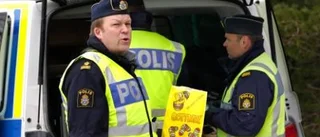 "De smiter ofta i våra kontroller"