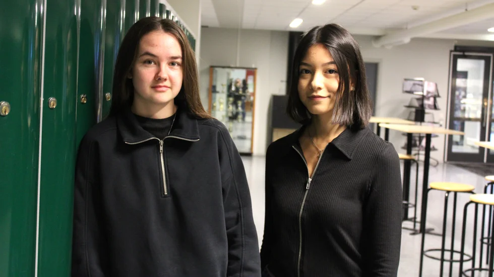 Lisa Svensson och Agnes Bergström går båda samhällsprogrammet med medieinriktning på Vimmerby gymnasium.
