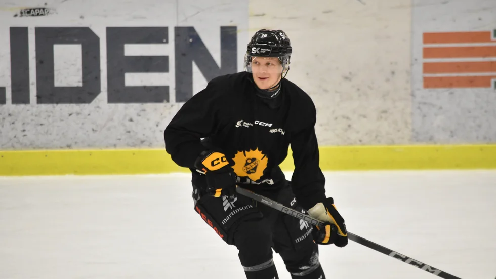 Linus Lindström log under träningen. Han är i sitt livs form.