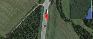 Singelolycka på E4 - stopp i ett körfält