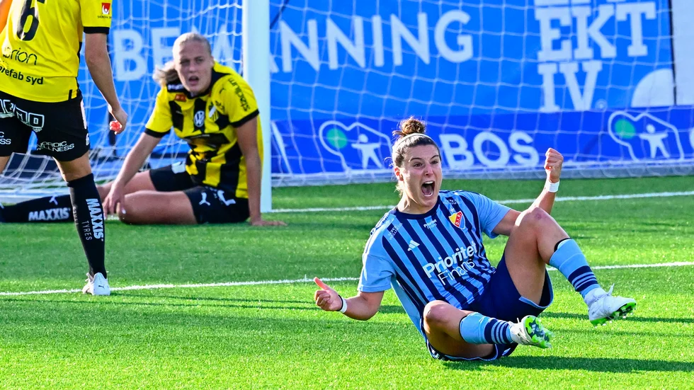 Djurgårdens Hayley Dowd gör 1–0 på Häcken.