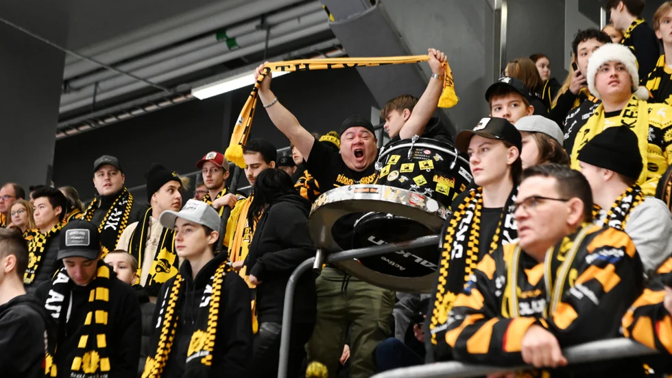 Skellefteå Kraft arena var fullsatt när Skellefteå AIK tog emot Luleå under lördagen.