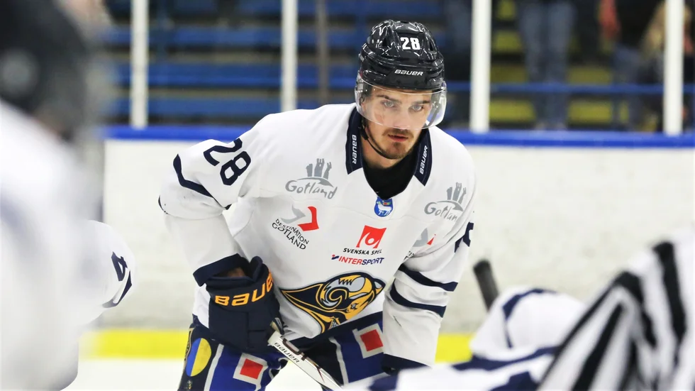 Lucas Jidenius gjorde två mål och en assist i första kvartsfinalen och är nu uppe i fyra mål i slutspelet.
