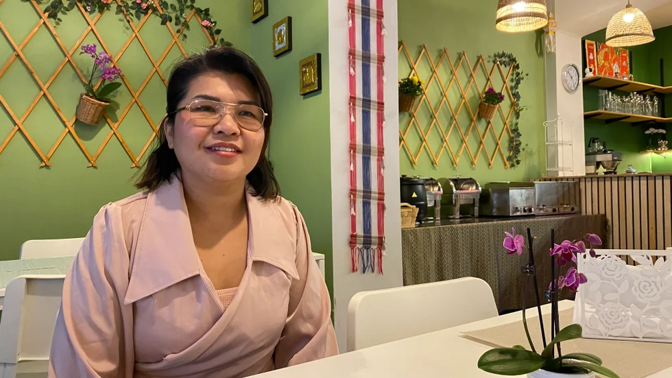Sao Ruairung Gustavsson tycker om att bjuda hem vänner och familj på middag: "Thairestauranger brukar ha massor med rätter på menyn, men jag kommer ha fokus på populära rätter. Typ tio på à la carte-menyn, sedan kommer det finnas fler för take away."