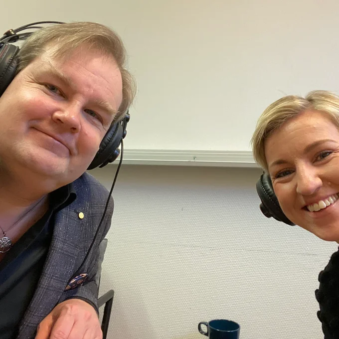 Radiosnack. Alexandra Simonsson, personlig tränare på Träningsverket i Motala och handbollsspelare i Vadstena HF, gästar veckans Sportsnack med Jens Bollius. 