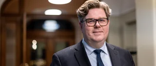 Regeringen sätter upp mål om fler lokala poliser
