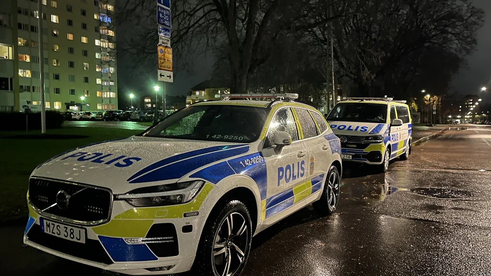 Polis på plats i Beckershov.