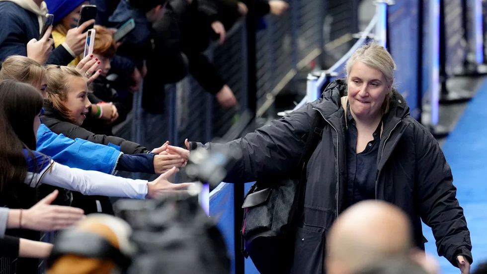 Chelseas tränare Emma Hayes lämnar klubben efter säsongen för att ta över USA:s landslag.