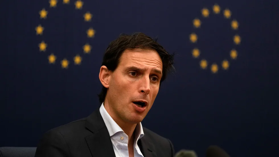 EU:s klimatkommissionär Wopke Hoekstra vill att Kina ska betala en större del av klimatskulden till världens mindre bemedlade länder. Arkivbild.