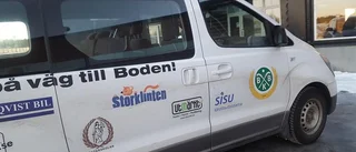 Föreningens minibuss återfunnen: "Bussen är ju full med loggor"