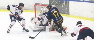 Se otäcka huvudtacklingen som knockade nyförvärvet