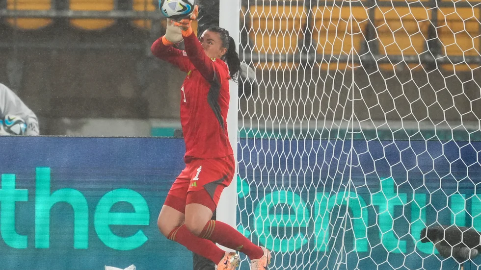 Zecira Musovic vaktade det svenska målet i VM-premiären mot Sydafrika.