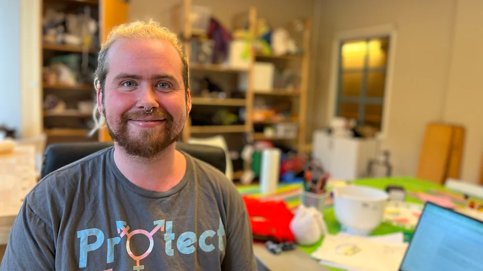 Lukas Renklint uppskattar att kunna ge eleverna kreativt utrymme där de får plats att leka och prova olika saker.