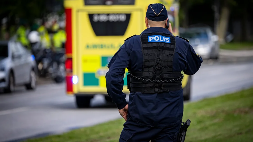 Ambulanspersonal i Vännäs hotades med vapen på måndagskvällen. Bilden är en arkivbild.