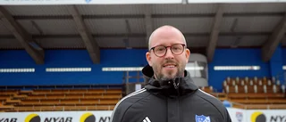 Tränaren får ny anställning i klubben