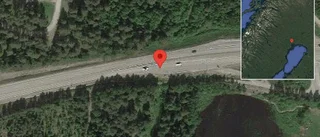 Trafikolycka på E4 - helt stopp i ett körfält