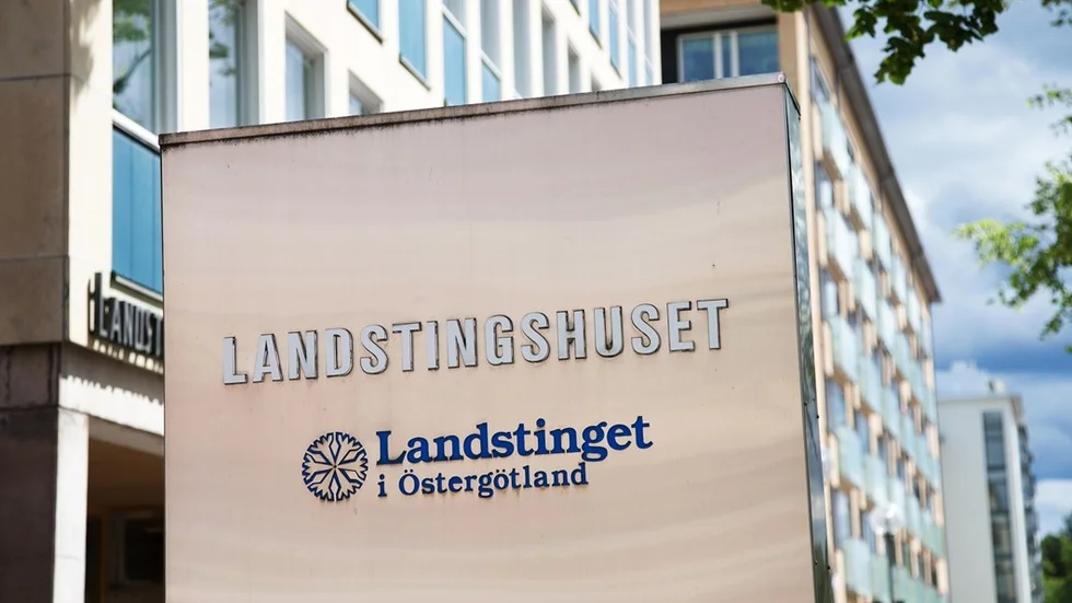 LINKÖPING 20140624    
Genrebild på Landstingshuset, Landstinget i Östergötland, på S:t Larsgatan i Linköping.
Bild Jeppe Gustafsson