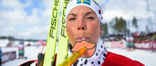 Charlotte Kalla tillbaka med nummerlapp – igen: "Svinkul"