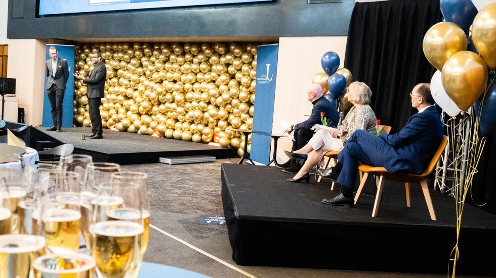 Programmet var upplagt som ett tv-program i stil med Idol. Forskarna fick pitcha sina idéer under fyra minuter var. Sedan fick de genast feedback av en jury.
