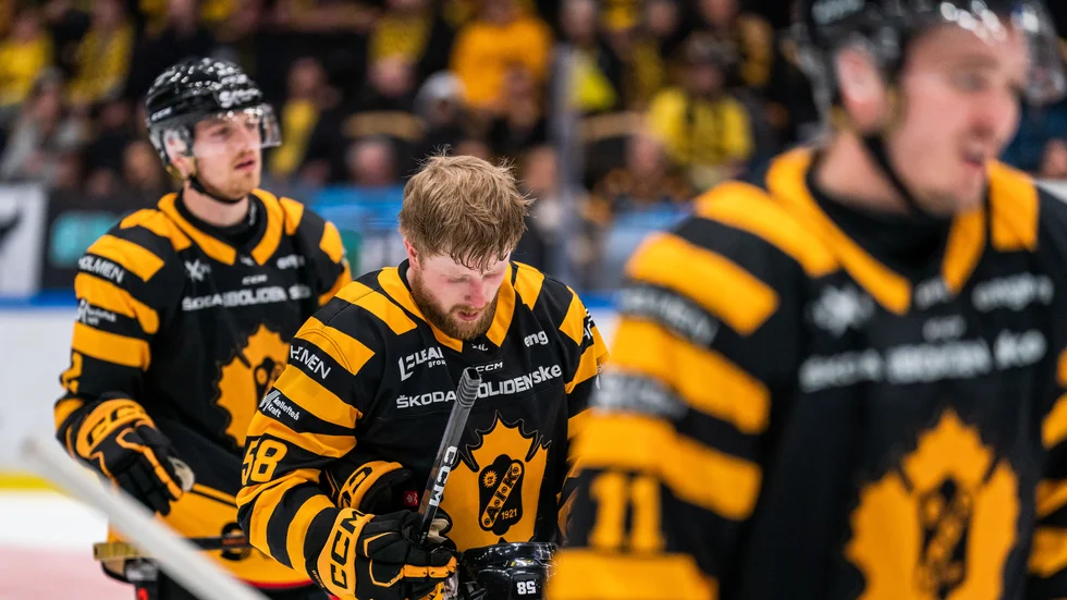 Tionde raka försluten på hemmaplan. Växjö såg ut att hur mycket sparkapital som helst och vann fjärde finalmatchen enkelt.