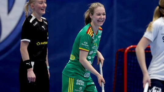 Amanda Delgado Johansson under en SSL-match för Thoréngruppen mot Täby i januari. Nu kan den Uppsalafostrade spelaren vinna sitt sjätte SM-guld.
