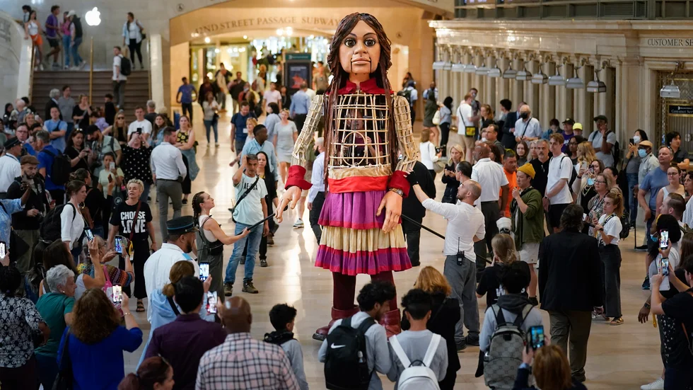 Little Amal i New York i september i fjol. Arkivbild.