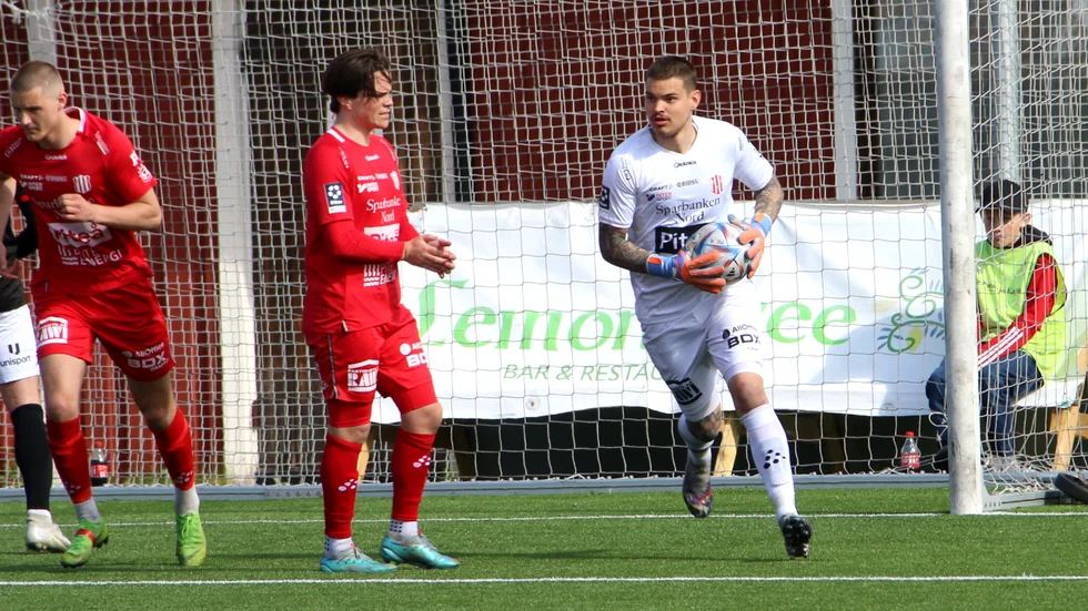 Filip Eriksson har varit given mellan stolparna i Piteå IF under våren.
