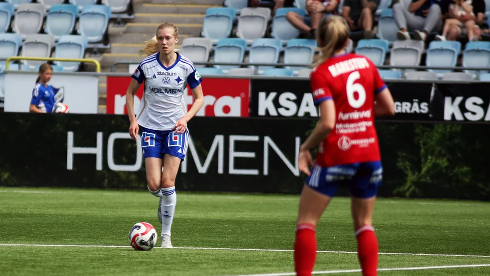 Ebba Handfast var tillbaka i spel men byttes ut redan i halvtid. 