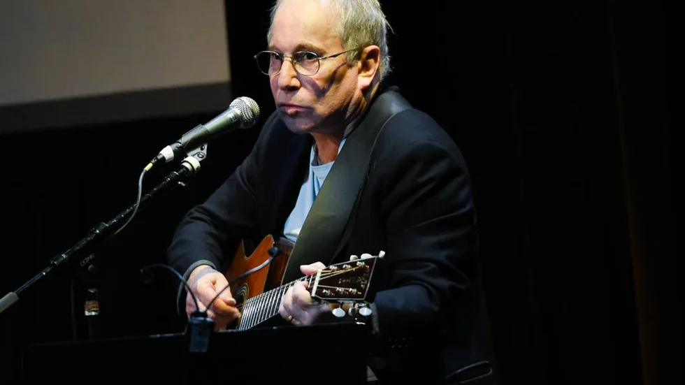 Aktuell. Polarpristagaren Paul Simon mår musikaliskt bra.