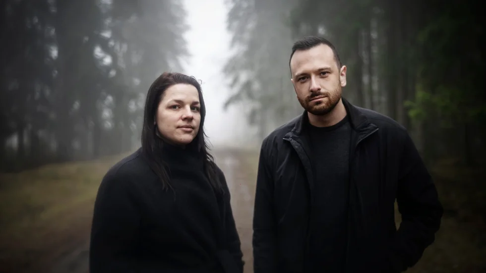 "Vi vill lyfta fram brottsoffren. Det är lätt att prata om vem mördaren var och vilket motiv han hade och glömma bort offret. Vi vill vända på allting. Kanske kan podden skapa förståelse för de här kvinnorna. Det finns många fördomar och genom att vi berättar de här historierna ur kvinnornas perspektiv så kan den som lyssnar på podden få en djupare förståelse för hur det kan se ut." Det säger Michael Verdicchio som jobbat med satsningen "Hennes namn var" tillsammans med Madeleine Gartéus.