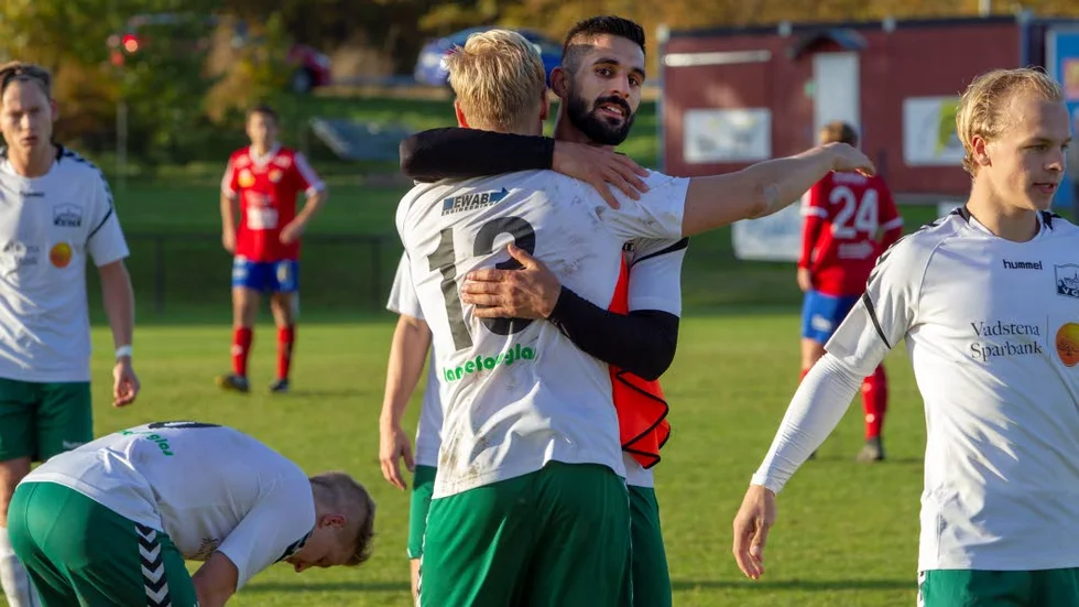 Mohammad Alhabib lämnar Vadstena GIF för spel hos division 4-kollegan Borens IK nästa år.