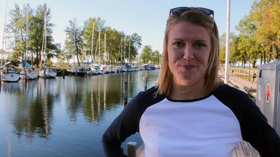 UPPÅT. Lovisa Granman, försvarschefen i VGIF, får en ny uppgift på mittfältet i bortamatchen mot Mossen på Hisingen.