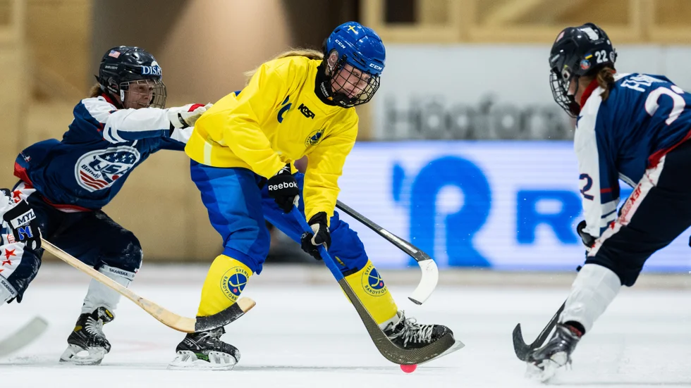 Tilda Ström under VM-turneringen i april, som Sverige vann. Precis som i klubblaget Villa vräker Ström in mål i landslaget – om nu är hon aktuell för Uppsala Bois.